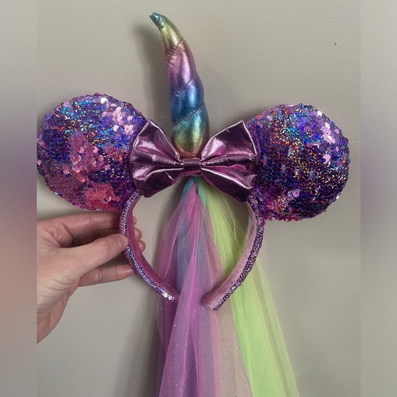 Disney Accessories - Disney Parks Minnie Mouse Unicorn Sequined Ear Headband Rainbow Veil